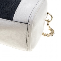 Pre Owned Coach Off White/Black Leather Crossbody Bag