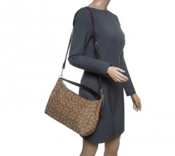 Pre Owned Coach Biege Signature Canvas Hobo