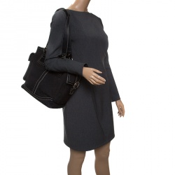 Pre Owned حقيبة يد كوتش كانفاس شهير سوداء