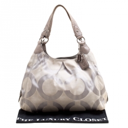 Pre Owned Coach Grey Signature Canvas Maggie Shoulder Bag