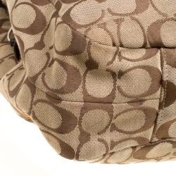 Pre Owned Coach Beige/Brown Signature Canvas Shoulder Bag