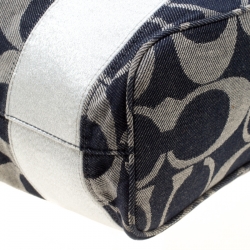 Pre Owned حقيبة كتف كوتش دنيم بنقوش الشعار زرقاء/فضية