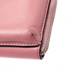 Pre Owned محفظة كوتش جلد بسحاب ملتف وردي