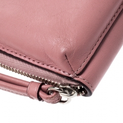 Pre Owned محفظة كوتش جلد بسحاب ملتف وردي