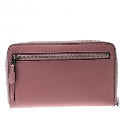 Pre Owned محفظة كوتش جلد بسحاب ملتف وردي