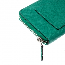 Pre Owned Coach Green Leather Accordion Zip Around Wallet