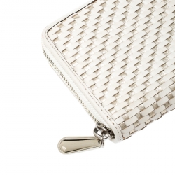 Pre Owned Coach Off White/Silver Woven Leather Zip Around Wallet