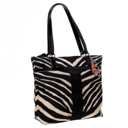 Pre Owned Coach Black/Cream Zebra Print Canvas and Patent Leather Tote