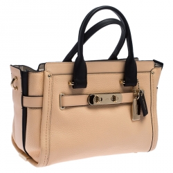 Pre Owned Coach Peach/Black Leather Swagger 27 Tote