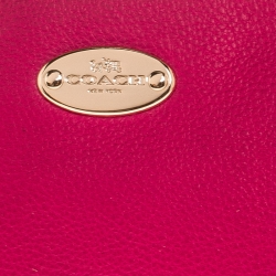 مملوكة مسبقًا Coach Hot Pink Leather Shoulder Bag