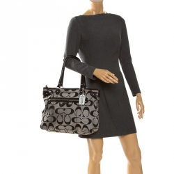 Pre Owned Coach Black/Grey Daisy Outline Canvas and Leather Emma Tote