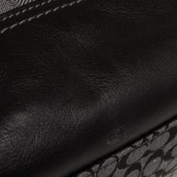 Pre Owned Coach Gray and Black Legacy Signature Stripe Convertible Shoulder Bag