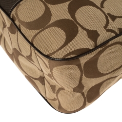 مملوكة مسبقًا حقيبة كوتش كونفيرتيبل مخططة كانفاس بالشعار وجلد لامع مخططة بنية/ بيج