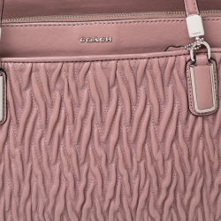 Pre Owned Coach Pink Matelassé Leather Shoulder Bag