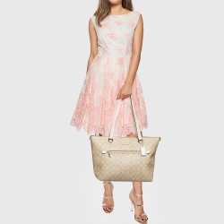 Coach Beige/White Signature Coated Canvas and Leather Gallery Tote