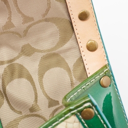 Pre Owned Coach Green/Beige Woven Raffia and Patent Leather Buckle Flap Wristlet Clutch