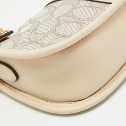 Pre Owned Coach Beige Signature Canvas and Leather Swinger 20 Bag