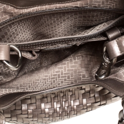 Pre Owned Cole Haan Metallic Silver Woven Leather Triangle Shoulder Bag