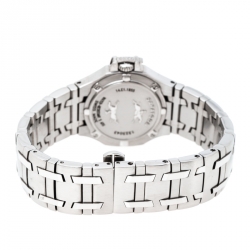 Pre Owned Concord Mother of Pearl Stainless Steel Diamonds Saratoga 14.E1.1855 Women's Wristwatch 28 mm