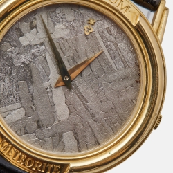 Pre Owned Corum Silver Grey Meteoriite 18K Yellow Gold Alligator Leather 5045056 Women's Wristwatch 31 mm