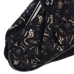 Pre Owned D and G Kiss Lock Frame Lace Clutch