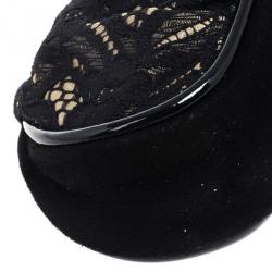 Pre Owned D and G Kiss Lock Frame Lace Clutch