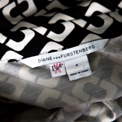 Pre Owned Diane Von Furstenberg Monochrome Printed Silk Jersey New Jeane Two Wrap Dress M