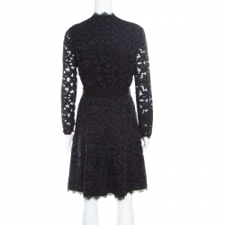Pre Owned Diane Von Furstenberg Navy Blue and Black Guipure Lace Scalloped Trim Shaelyn Wrap Dress M