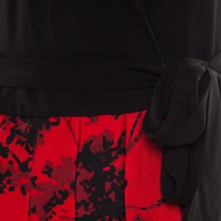 Pre Owned Diane Von Furstenberg Black and Red Floral Print Kailey Wrap Gown S 