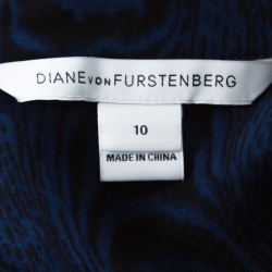 Pre Owned Diane von Furstenberg Dark Blue & Black Woodgrain Print Silk Chiffon Buttoned Gilmore Blouse L