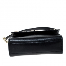 Pre Owned Diane Von Furstenberg Black Leather Mini Flirty Lips Crossbody Bag