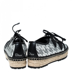 Pre Owned حذاء رياضي ديور اسبادريل رباط علوي جلد فضي ميتاليك و أسود مقاس 36