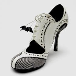 مملوكة مسبقًا Dior Patent Leather 'Spectator' Oxford Pumps Size 37