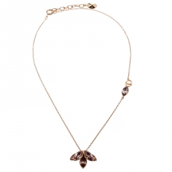 مملوكة مسبقًا قلادة ديور فلاور كريستال وردي ذهبية اللون