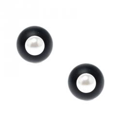 مملوكة مسبقًا Dior Mise En Tribales Black Resin Faux Pearl Stud Earrings