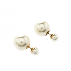 Pre Owned أقراط ديور تريبالز لؤلؤ صناعي كريمي ذهبية اللون