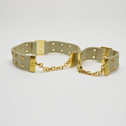 مملوكة مسبقًا Dior Cream Bracelet and Collar with Golden Details