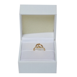 Pre Owned خاتم ديور كريستال ذهبي اللون بالشعار مقاس متوسط - ميديوم