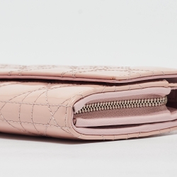 مملوكة مسبقًا Dior Pink Cannage Patent Leather Lady Dior Wallet on Chain