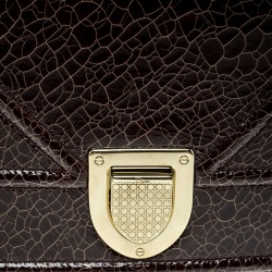 مملوكة مسبقًا Dior Dark Brown Crackled Patent Leather Medium Diorama Shoulder Bag
