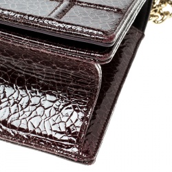 مملوكة مسبقًا Dior Dark Brown Crackled Patent Leather Medium Diorama Shoulder Bag