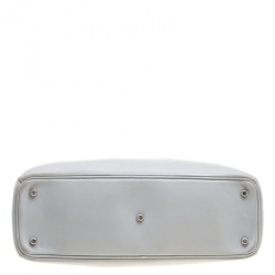 مملوكة مسبقًا حقيبة يد ديور شوبر ديوريسيمو كبيرة جلد حُبيبي أزرق داكن