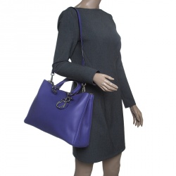 Pre Owned حقيبة يد ديور شوبر ديوريسيمو كبيرة جلد حُبيبي أزرق داكن