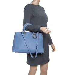 Pre Owned حقيبة يد ديور شوبر ديوريسيمو كبيرة جلد حُبيبي أزرق داكن