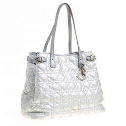 مملوكة مسبقًا Dior Silver Coated Canvas Medium Panarea Shopper Tote