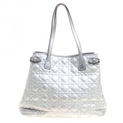 مملوكة مسبقًا Dior Silver Coated Canvas Medium Panarea Shopper Tote