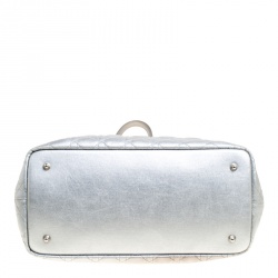 مملوكة مسبقًا Dior Silver Coated Canvas Medium Panarea Shopper Tote