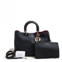 مملوكة مسبقًا حقيبة يد ديور شوبر ديوريسيمو كبيرة جلد حُبيبي أزرق داكن