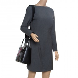 مملوكة مسبقًا حقيبة يد ديور ليدي ديور متوسطة جلد بيج