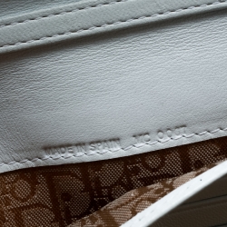 مملوكة مسبقًا حقيبة كلتش ديور ليدي ديور جلد كاناج بيضاء